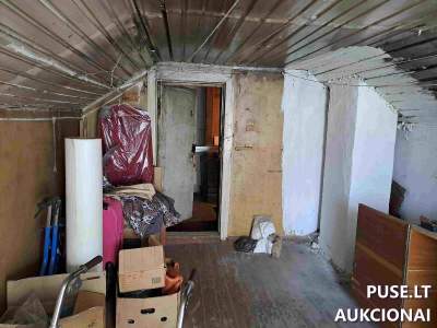 Nedidelis butas Raseinių mieste, Bagdoniškės g. 33, pradinė kaina 1440 EUR