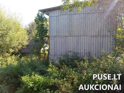 Nekilnojamojo turto dalies, gyvenamojo namo Anykščių r., Rubikių k. pardavimas aukcione su 800 EUR pradine kaina