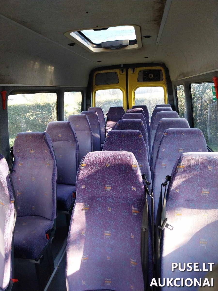 Mokyklinis autobusas VW Crafter Mažas autobusas 1