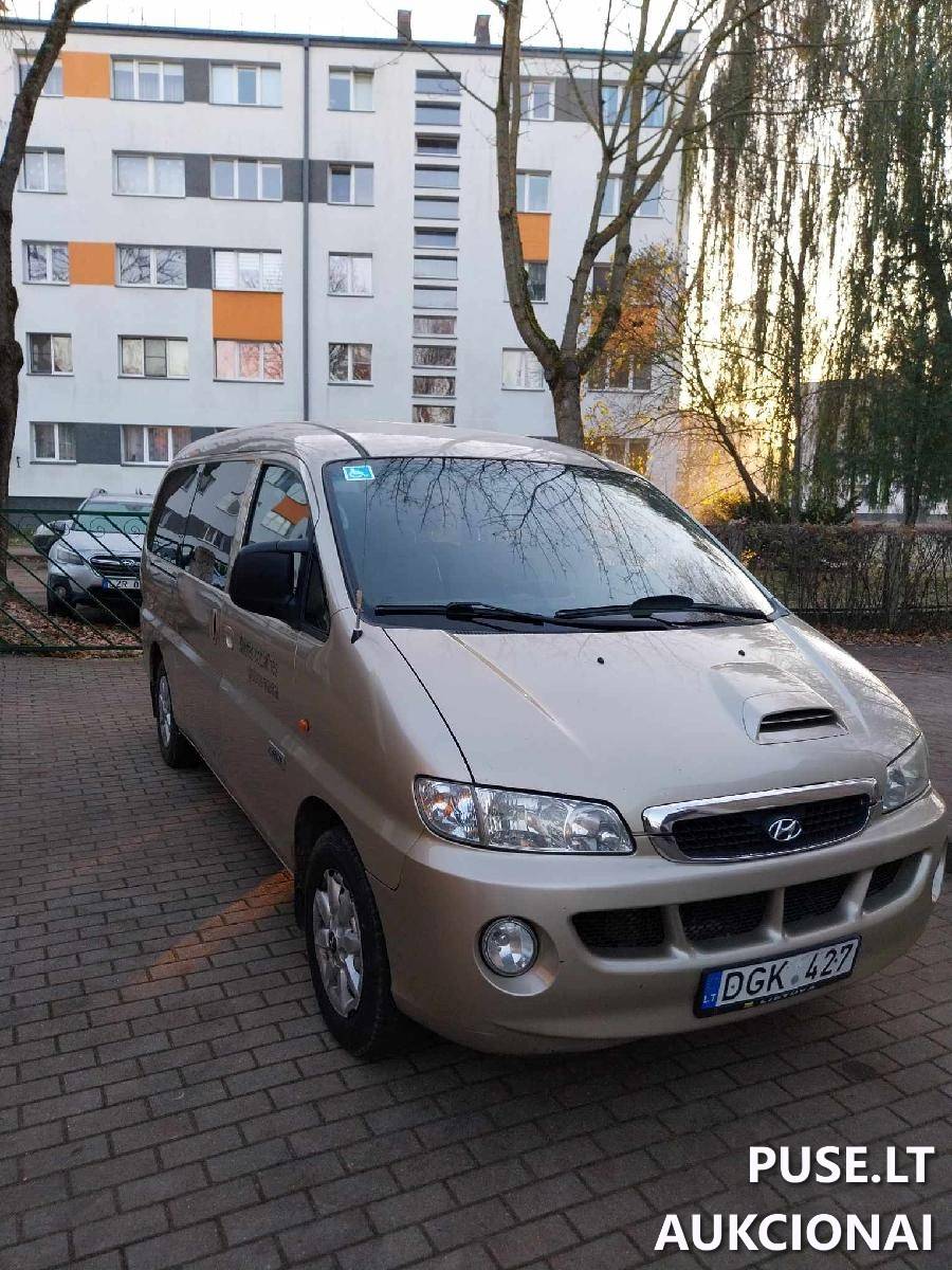 Automobilis Hyundai-H1 Lengvasis automobilis 3