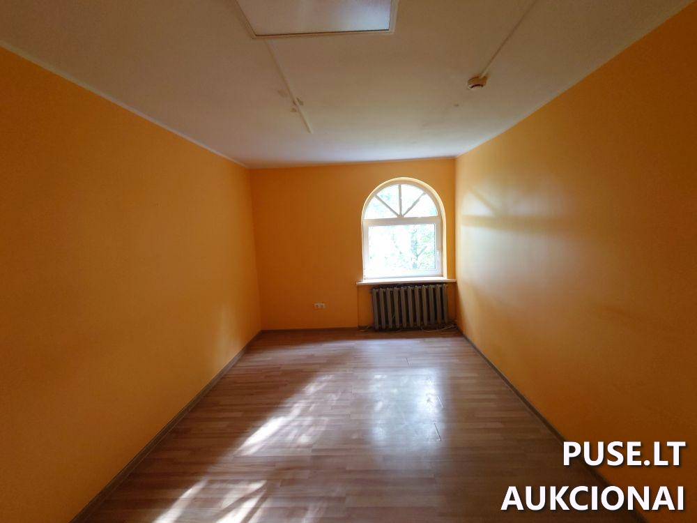 Administracinis pastatas Pastatai Muziejaus g. 2, 71131 Girėnai, Šakių sen., Šakių r. sav. 6