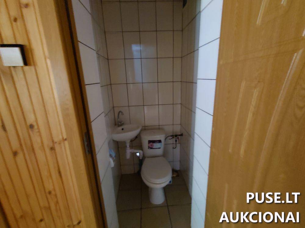 Administracinis pastatas Pastatai Muziejaus g. 2, 71131 Girėnai, Šakių sen., Šakių r. sav. 13