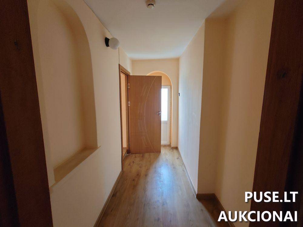 Administracinis pastatas Pastatai Muziejaus g. 2, 71131 Girėnai, Šakių sen., Šakių r. sav. 14