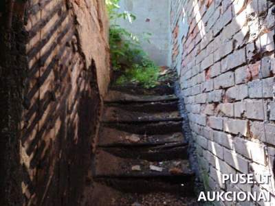 Parduodamas gyvenamasis namas Šakių rajone, Bliūkiškių k. 8, 1350 EUR pradinė kaina, po gaisro