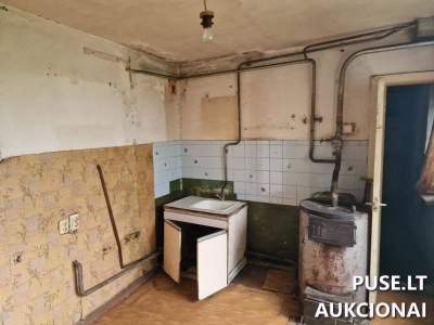 79.20 kv.m butas Švenčionių r. sav., Svirkų k., Svirkų g. 16, pradinė kaina 4563 EUR, parduodamas viešame aukcione