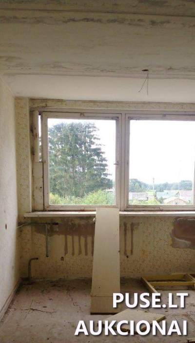 Butas Švenčionių rajone, Trūdų kaime, su 1378 EUR pradine kaina - maža investicija