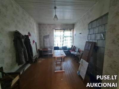 Parduodamas pastatas-mokykla Švenčionių r. sav., Bačkininkuose, pradinė kaina 21848 EUR