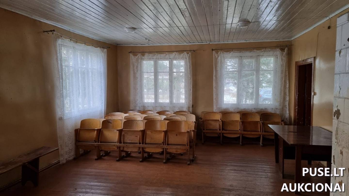 Mokykla Pastatai Antano ir Motiejaus Miškinių literatūrinė-etnografinė sodyba, Utenos kraštotyros muziejaus padalinys, Žaliaduonių g. 8, Juknėnai, 28413 Utenos r. 1