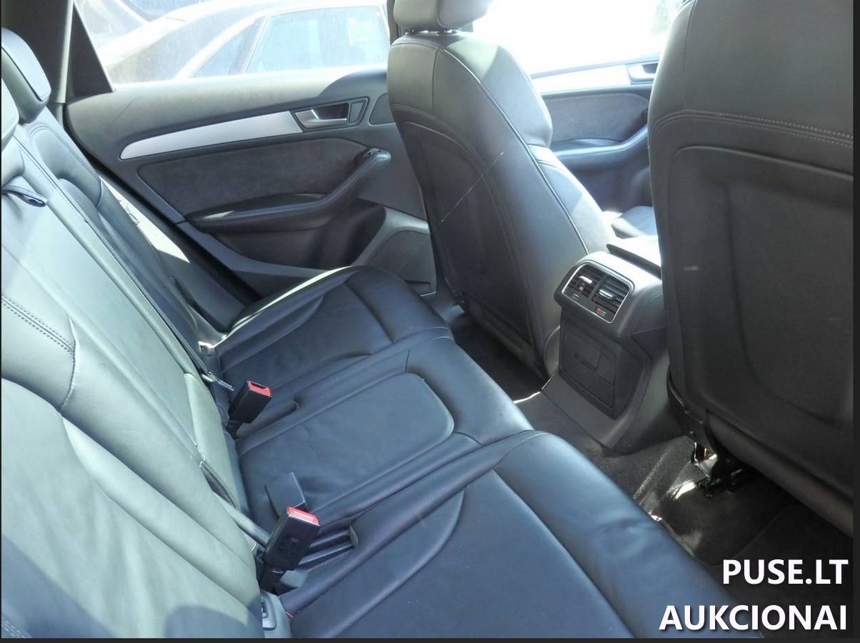 Audi Q5 Lengvasis automobilis 9