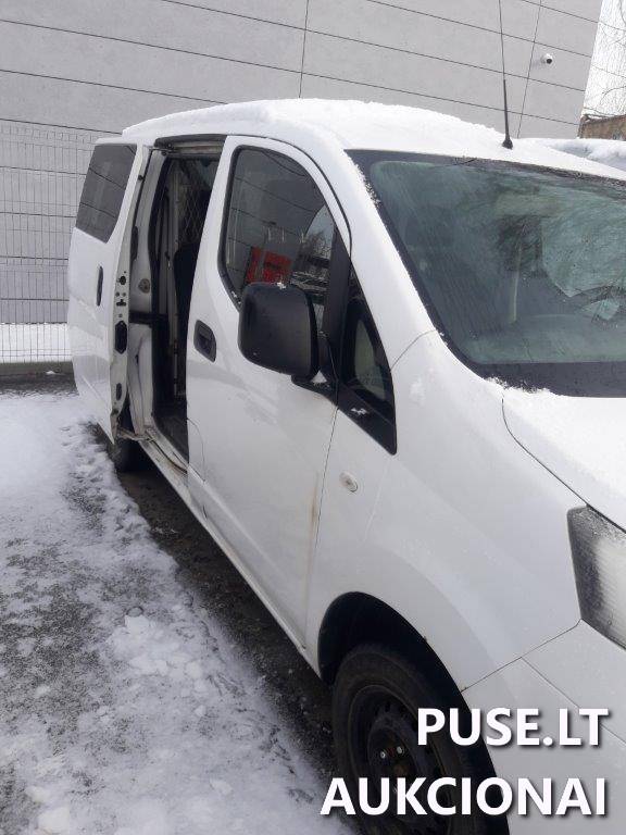 Nissan NV 200 Keleivinis automobilis 3