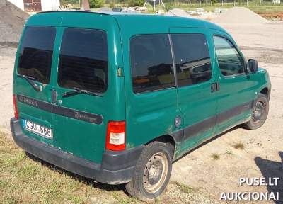 Parduodamas lengvasis komercinis automobilis Citroen Berlingo 2007 m. pradinė kaina 200 EUR
