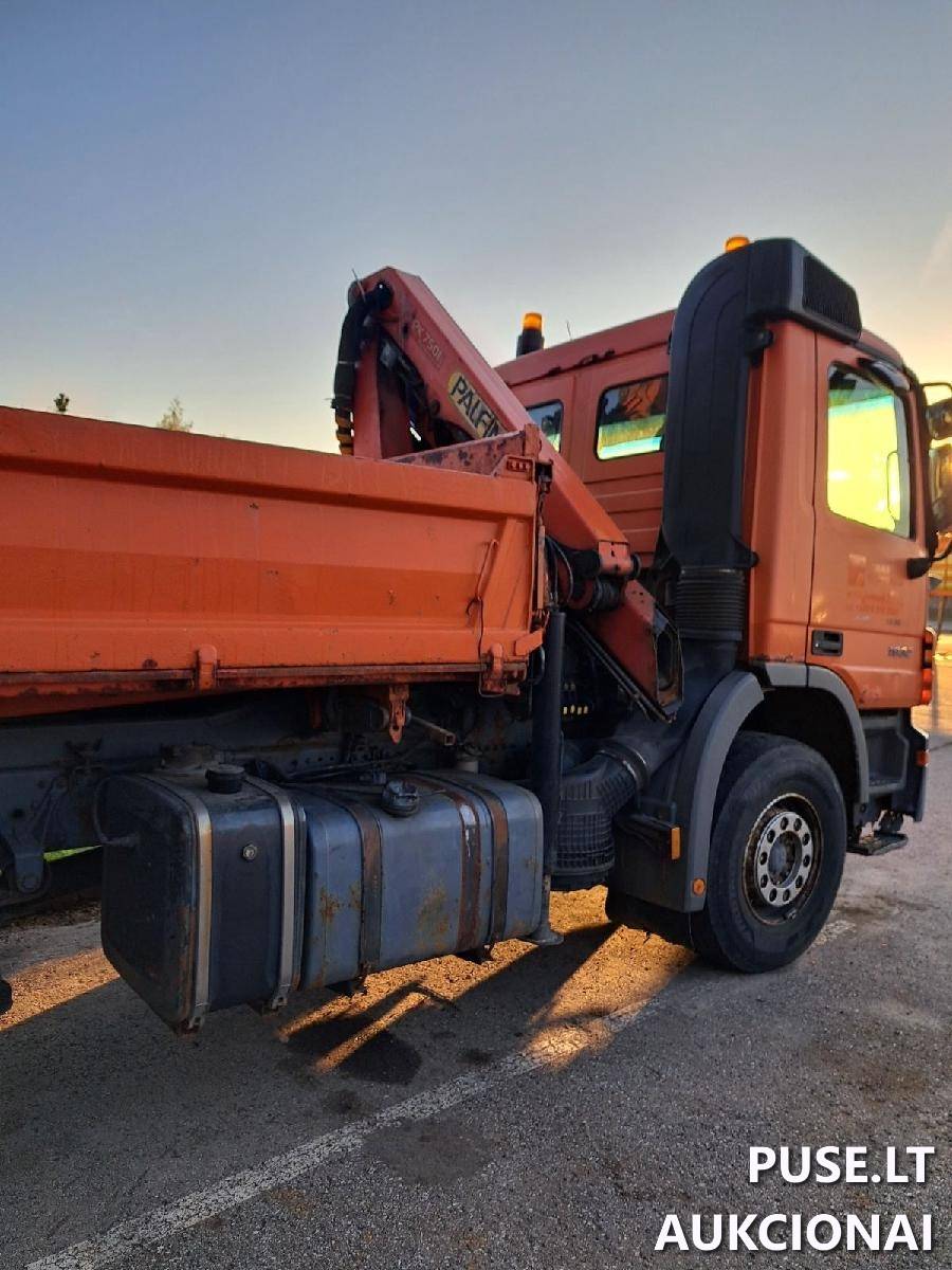Hidro manipuliatorius PK7501B Mašinos ir įrengimai 1