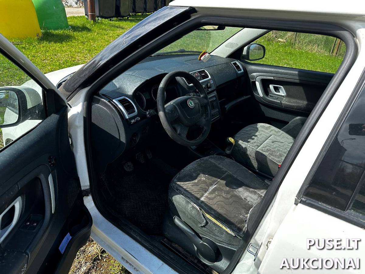 ŠKODA FABIA, valst. Nr. GBD 049 Lengvasis automobilis 4