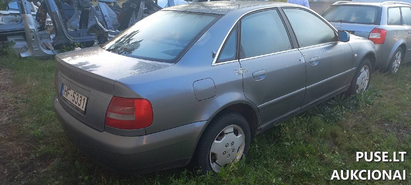 AUDI A4, valst. Nr. HF5331 Lengvasis automobilis 4
