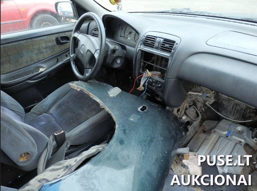 4 vnt. įvairių markių automobiliai (3 iš jų su slėptuvėmis) Neklasifikuota 11