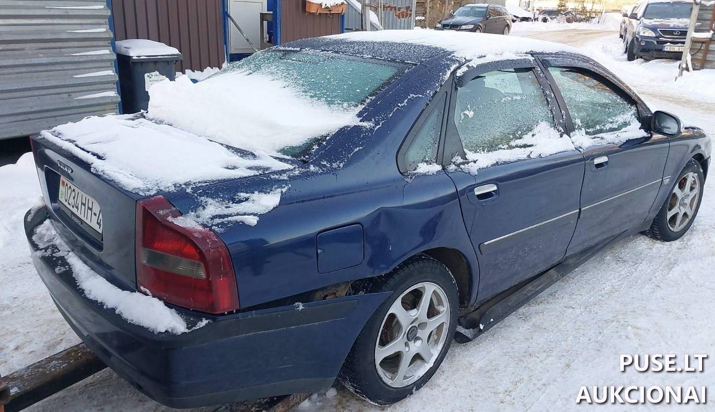Volvo S80 su slėptuvėmis Lengvasis automobilis 1