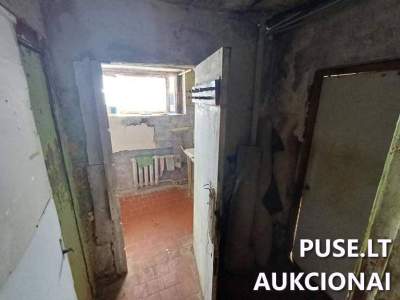 Kambarys Kaune, Raudondvario pl. 174, 16.11 m² su bendro naudojimo patalpomis, pradinė kaina 14000 EUR