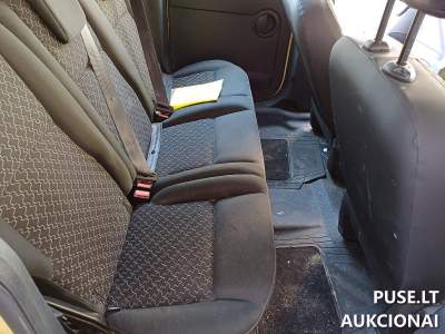 Krovininis automobilis Renault Kangoo, 2012 m., dyzelinas, pradinė kaina 1500 EUR aukcione Vilniuje