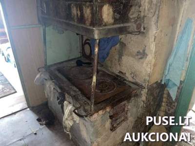 1/2 dalis gyvenamojo namo Vilniuje Gurelių g. 63, su ūkiniais pastatais, IŠPARDAVIMAS už 5220 EUR