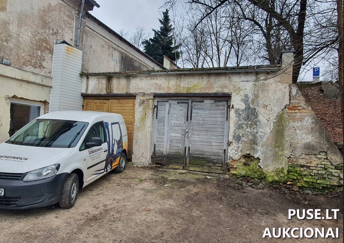 Garažas Pastatai Sluškų g. 11A, 01100 Vilnius, Vilniaus m. sav. 2