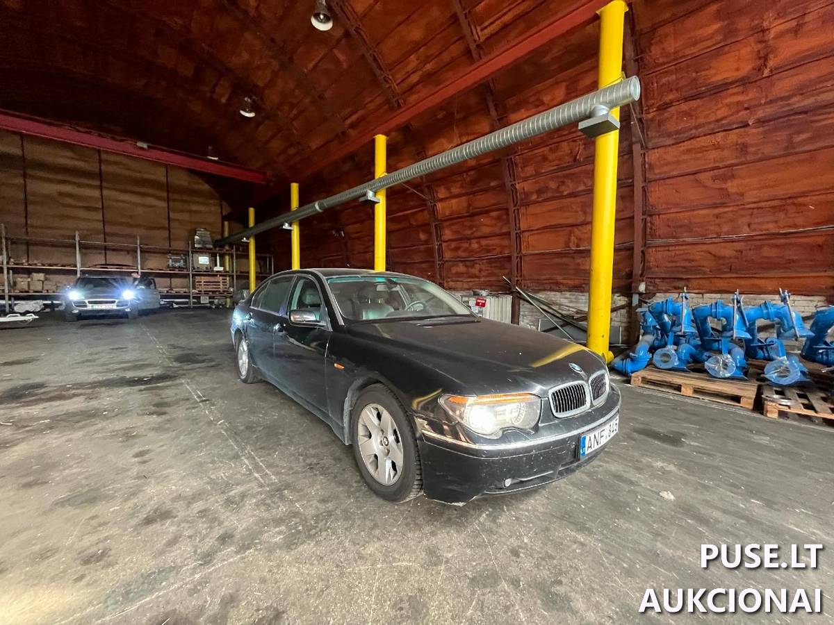 Automobilis BMW730 Keleivinis automobilis 3