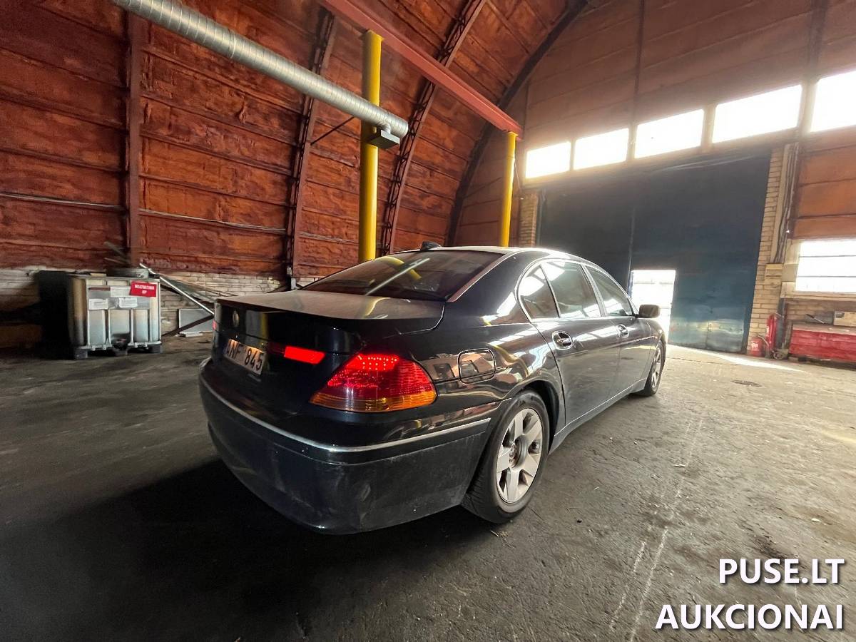 Automobilis BMW730 Keleivinis automobilis 4