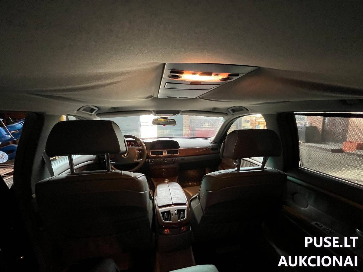 Automobilis BMW730 Keleivinis automobilis 6