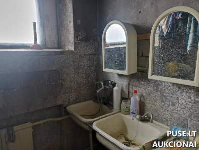 Kambarys Kaune, Raudondvario pl. 174, su dalimi bendros nuosavybės, pradinė kaina 7900 EUR