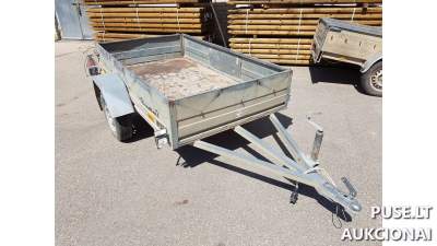 2005 m. naudota žemės ūkio priekaba iki 0.75 t parduodama aukcione 1400 EUR