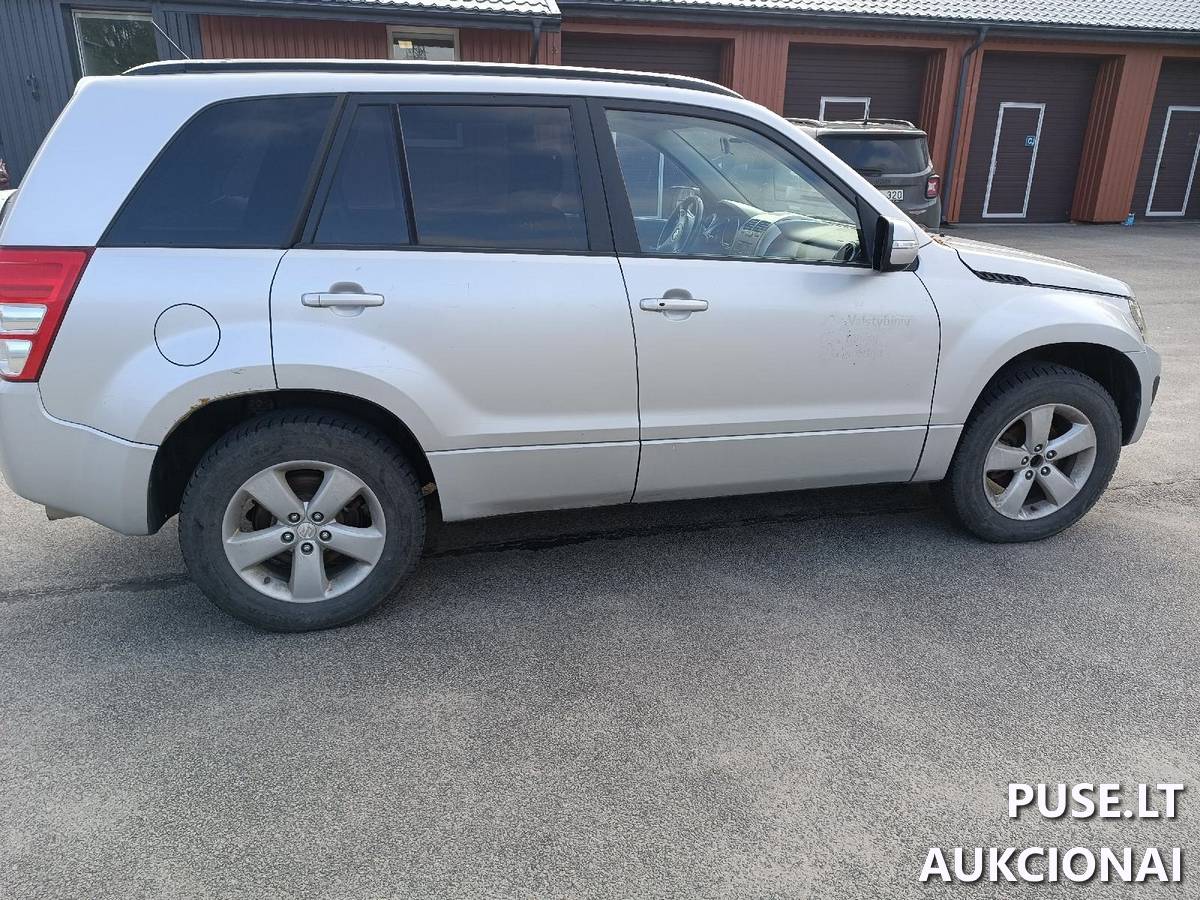 Lengvasis automobilis SUZUKI GRAND VITARA Inv. nr. 35-1-24-37 Traktoriai, savaeigės mašinos, priekabos, puspriekabės 4