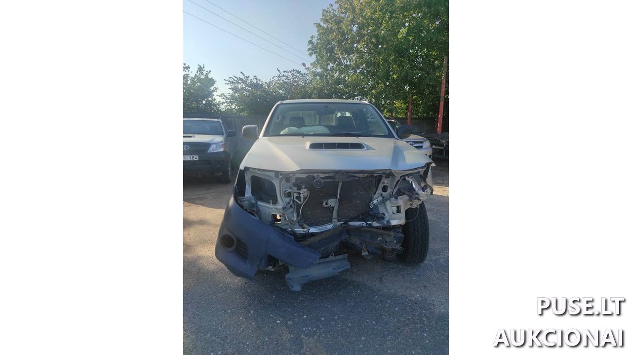 Lengvasis automobilis TOYOTA HILUX Inv. Nr. 30-1-50-538 Traktoriai, savaeigės mašinos, priekabos, puspriekabės 2