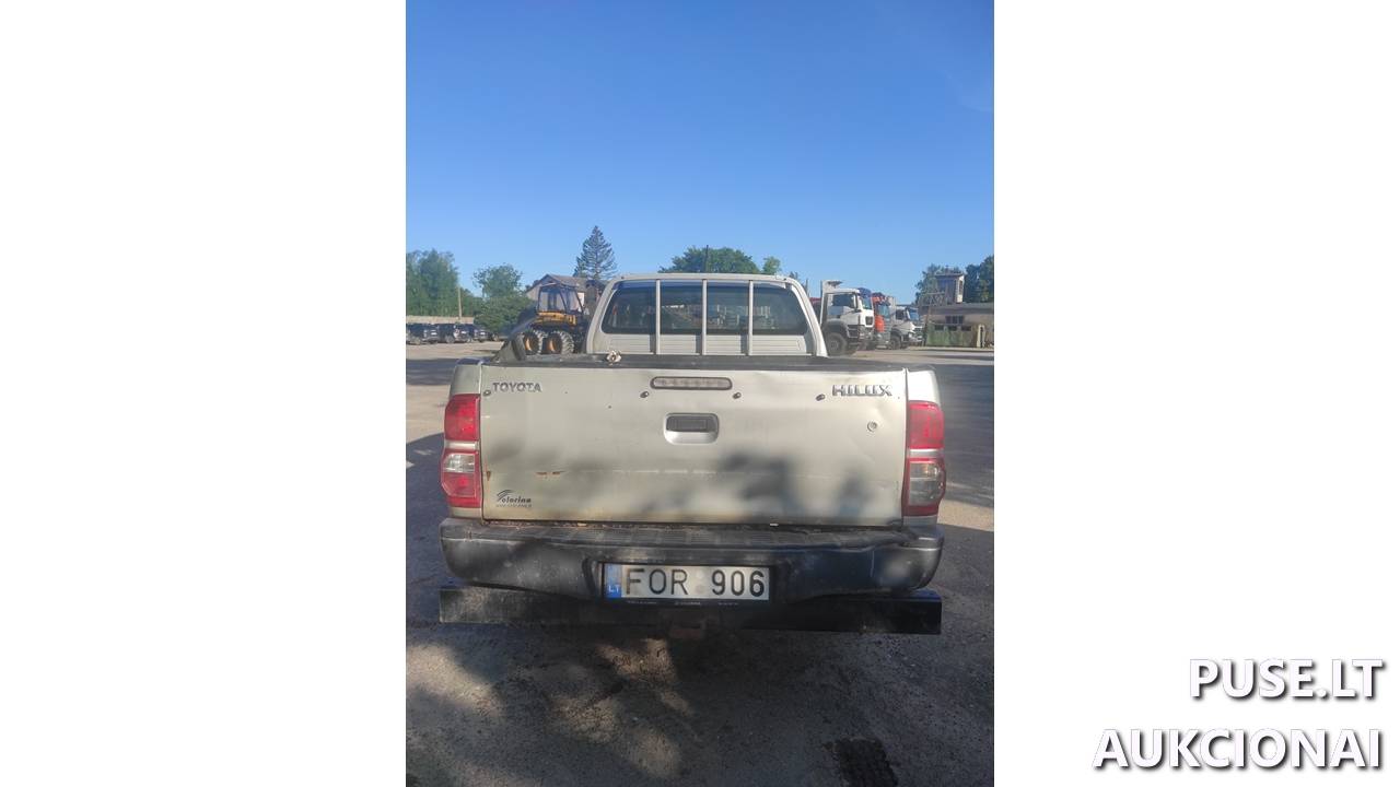 Lengvasis automobilis TOYOTA HILUX Inv. Nr. 30-1-50-538 Traktoriai, savaeigės mašinos, priekabos, puspriekabės 4