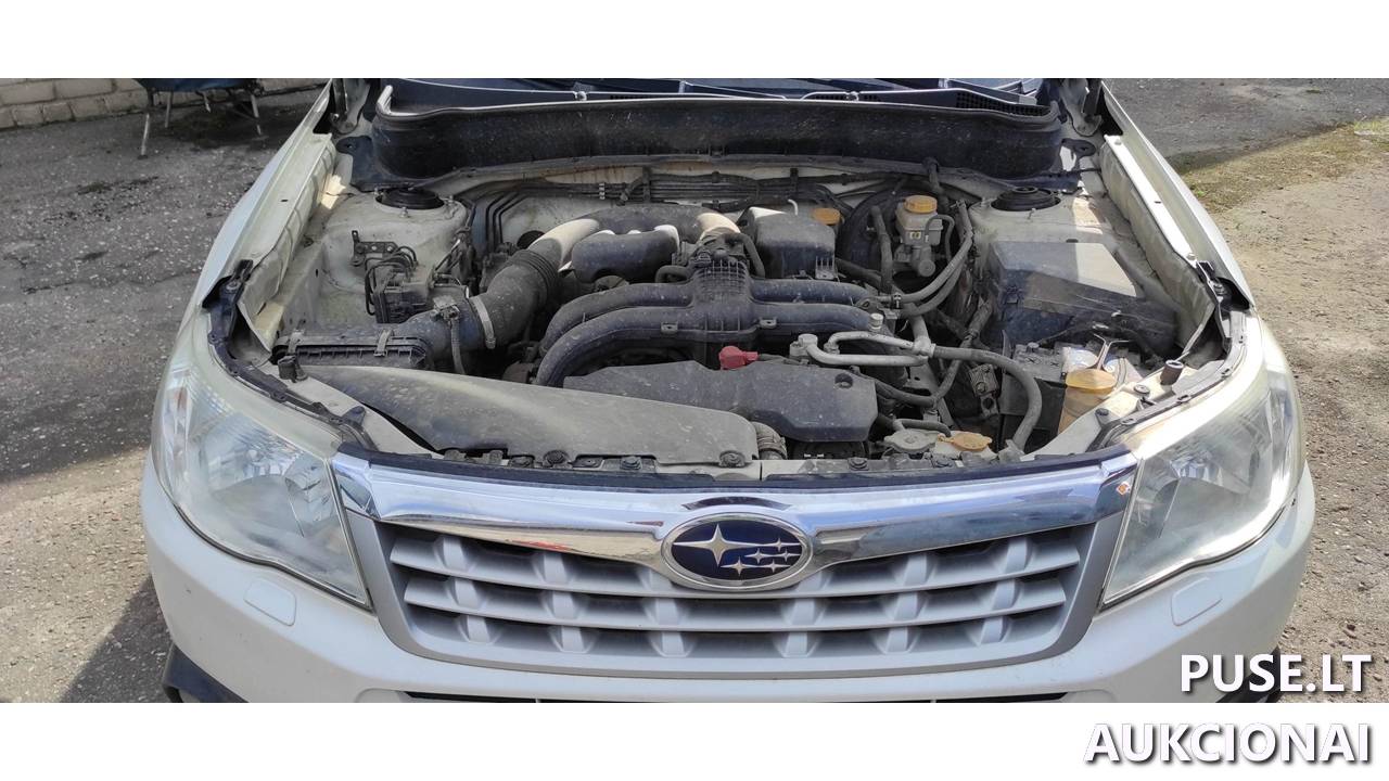 Lengvasis automobilis	SUBARU	FORESTER Inv. nr.17-02126588 Traktoriai, savaeigės mašinos, priekabos, puspriekabės 7