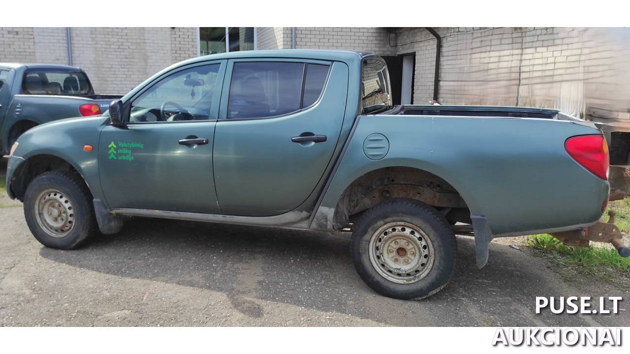 Lengvasis automobilis	MITSUBISHI	L200 Inv. Nr. 12-2559 Traktoriai, savaeigės mašinos, priekabos, puspriekabės 6