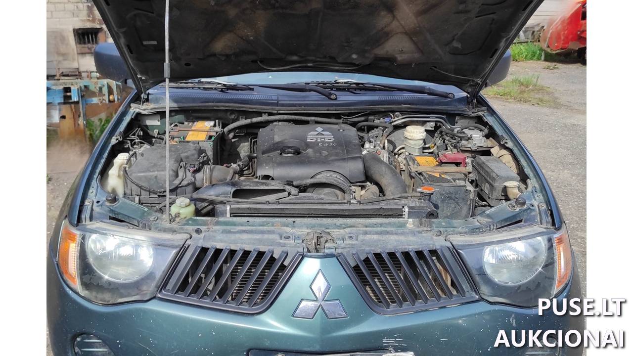 Lengvasis automobilis	MITSUBISHI	L200 Inv. Nr. 12-2559 Traktoriai, savaeigės mašinos, priekabos, puspriekabės 7