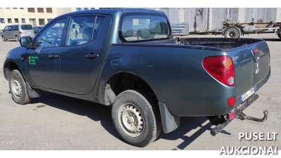 Parduodamas 2008 m. MITSUBISHI L200 automobilis aukcione nuo 4700 EUR