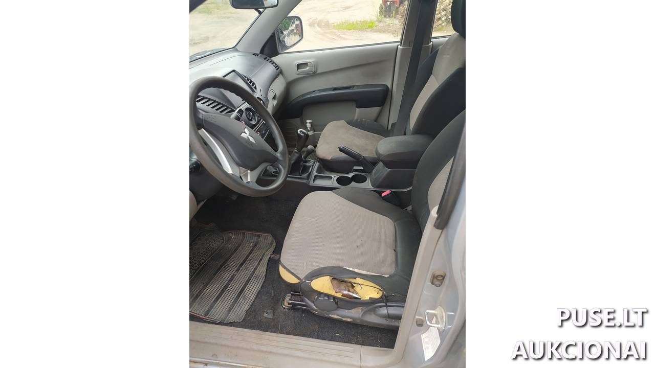 Lengvasis automobilis MITSUBISHI L200 Inv. nr. 09-16-01-000417 Traktoriai, savaeigės mašinos, priekabos, puspriekabės 7