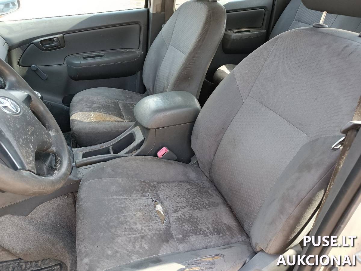 Lengvasis automobilis TOYOTA HILUX Inv. Nr. 06-03-85 Traktoriai, savaeigės mašinos, priekabos, puspriekabės 5