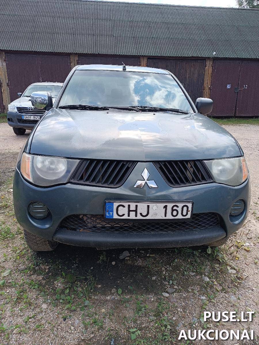 Lengvasis automobilis MITSUBISHI L200 Inv. nr. 06-03-74 Traktoriai, savaeigės mašinos, priekabos, puspriekabės 1