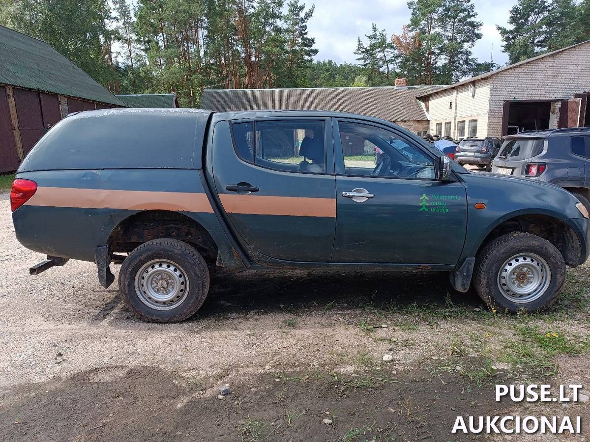 Lengvasis automobilis MITSUBISHI L200 Inv. nr. 06-03-74 Traktoriai, savaeigės mašinos, priekabos, puspriekabės 8
