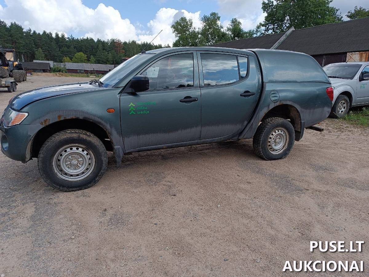 Lengvasis automobilis MITSUBISHI L200 Inv. Nr. 06-03-73 Traktoriai, savaeigės mašinos, priekabos, puspriekabės 1