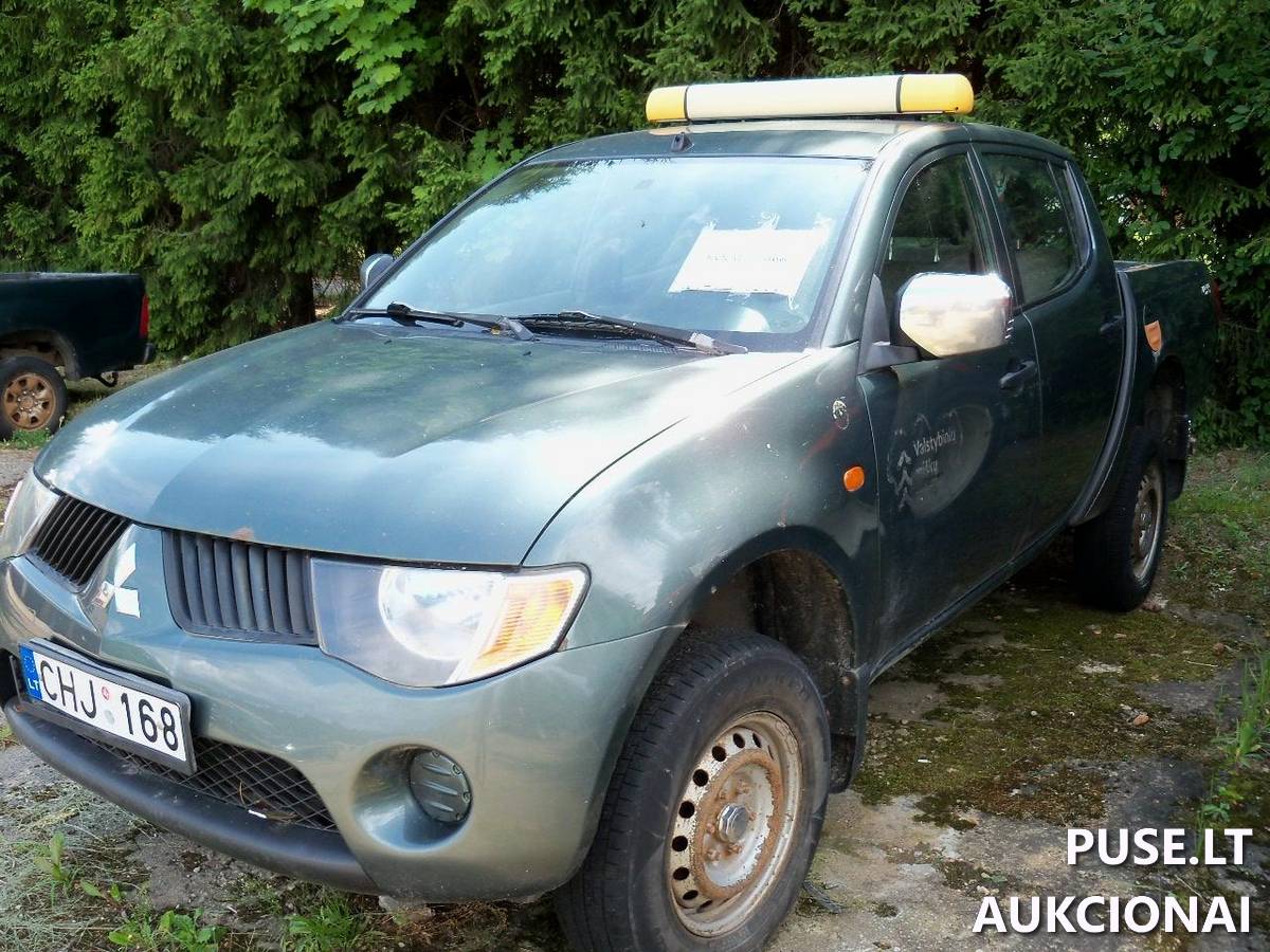 Lengvasis automobilis	MITSUBISHI	L200 Inv. nr. 05-0741-1 Traktoriai, savaeigės mašinos, priekabos, puspriekabės 1