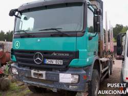 Traktoriai, savaeigės mašinos, priekabos, puspriekabės - Vilkikas su manipuliatoriumi MERCEDES BENZ 3341 Inv. nr. 05-0742