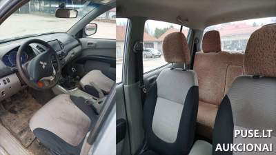 2007 m. Mitsubishi L200 pikapas aukcione Biržuose pradinė kaina 2750 EUR