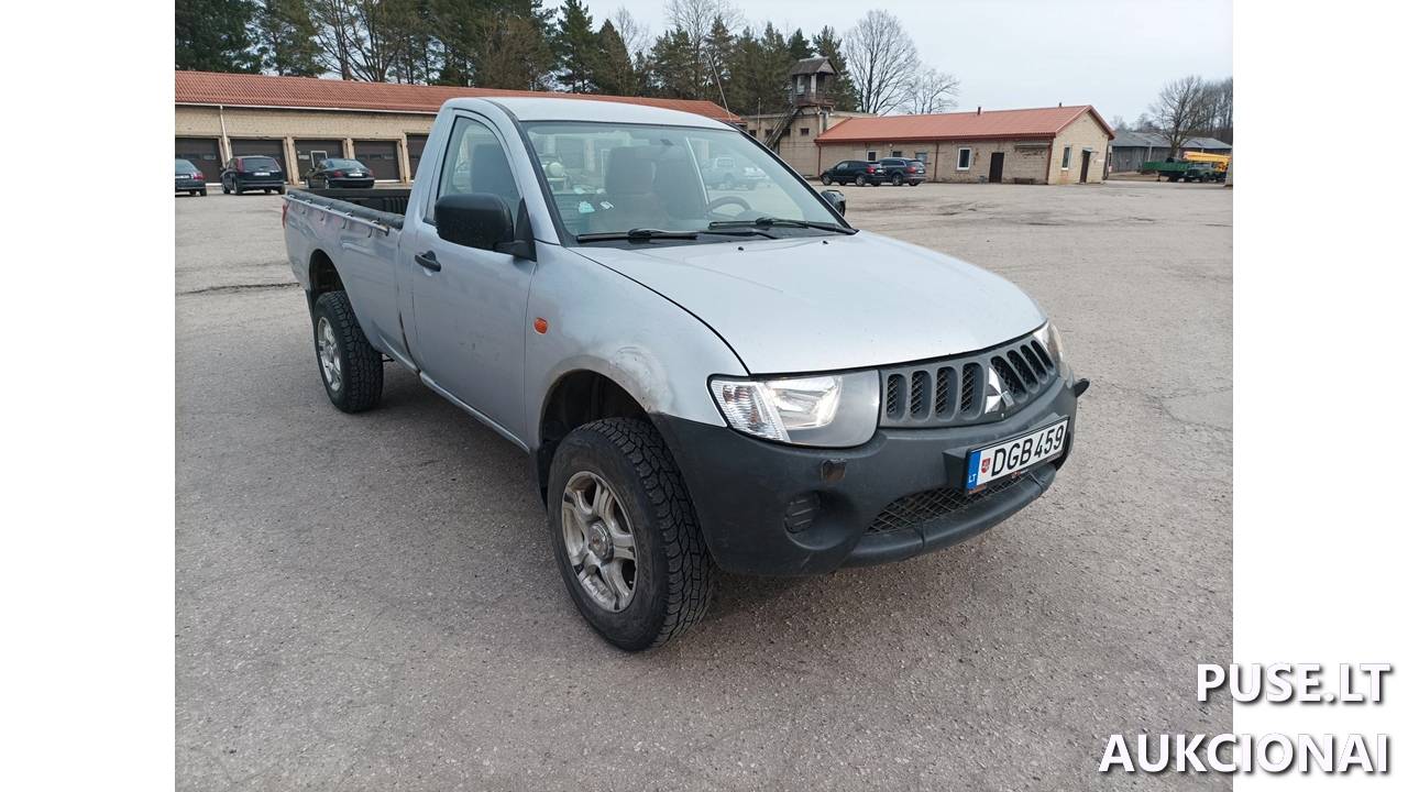 Lengvasis automobilis Mitsubishi L200 Inv. Nr.03-2145 Traktoriai, savaeigės mašinos, priekabos, puspriekabės 3