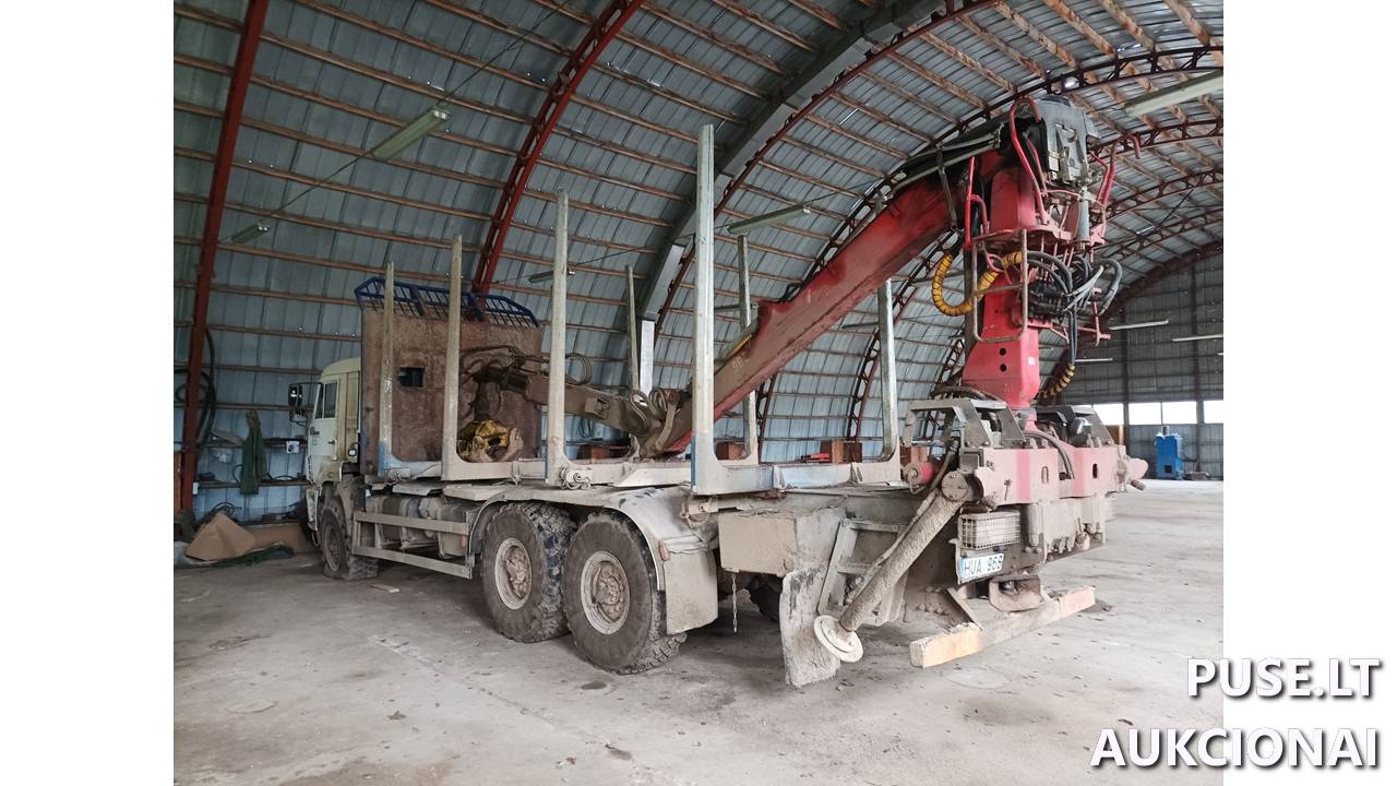Vilkikas su manipuliatoriumi KAMAZ	B2130 Inv. nr. 08-150861 Traktoriai, savaeigės mašinos, priekabos, puspriekabės 5