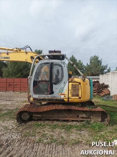 Vikšrinis ekskavatorius New Holland E135SR Tauragėje pradinė kaina 4260 EUR