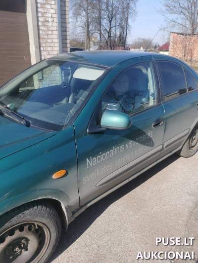 2002 m. Nissan Almera automobilis Utenoje, pradinė kaina 385 EUR – aukcionas