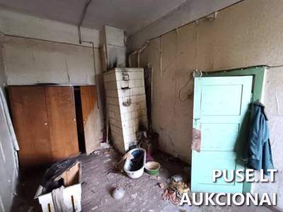 Parduodamas 29.31 kv.m. butas Šiaulių rajone, Kuršėnuose, Stoties g. 95, pradinė kaina 2300 EUR
