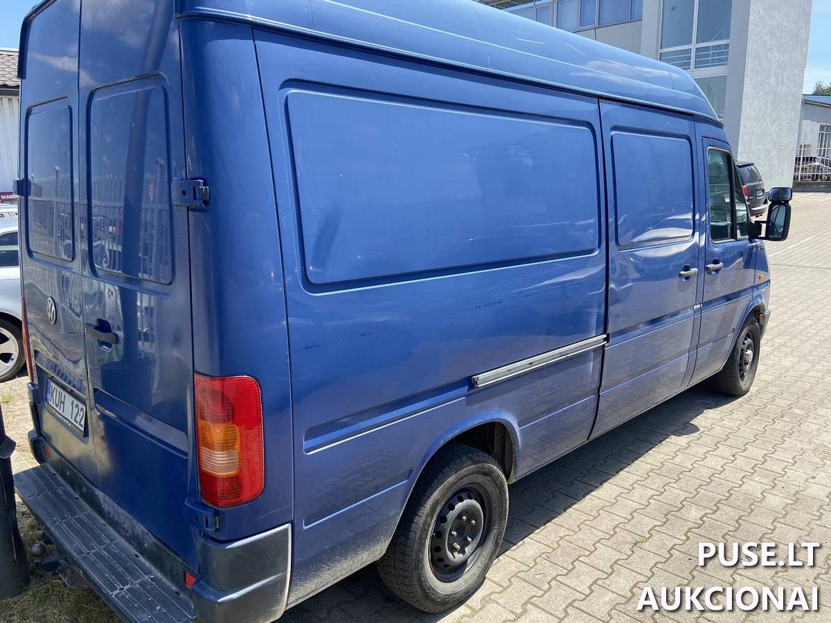 Krovininis mikroautobusas VW LT35, 2005 m., 2461cm3 Krovininis automobilis iki 3,5t. 3